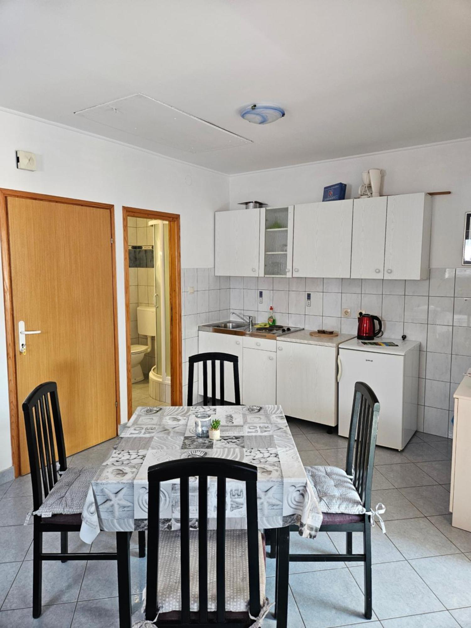 Apartments Marketic Baska  Luaran gambar